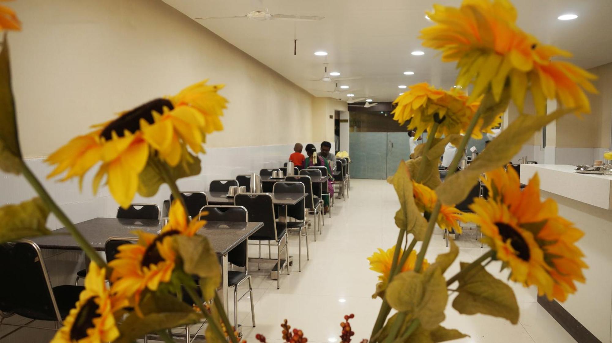 Kani Residency Hotel Тутикорин Экстерьер фото