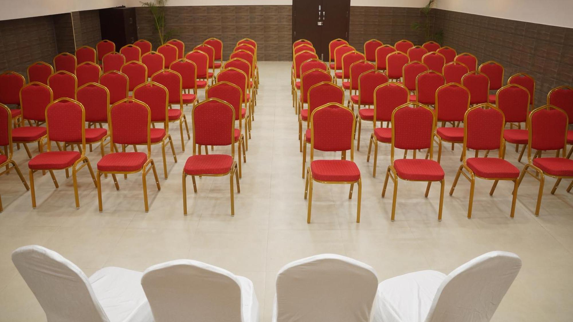 Kani Residency Hotel Тутикорин Экстерьер фото