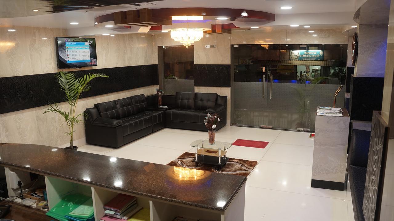 Kani Residency Hotel Тутикорин Экстерьер фото